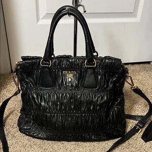 3378 Prada Black Quilted Leather Shoulder Bag